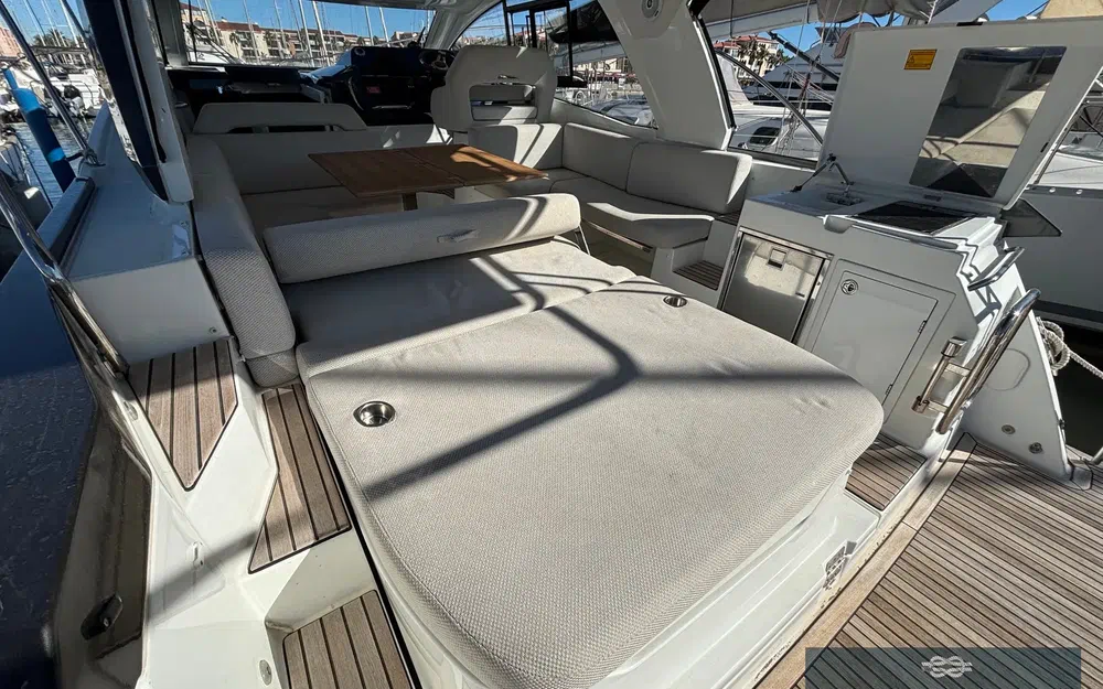 slider 39 Beneteau Gran Turismo 36