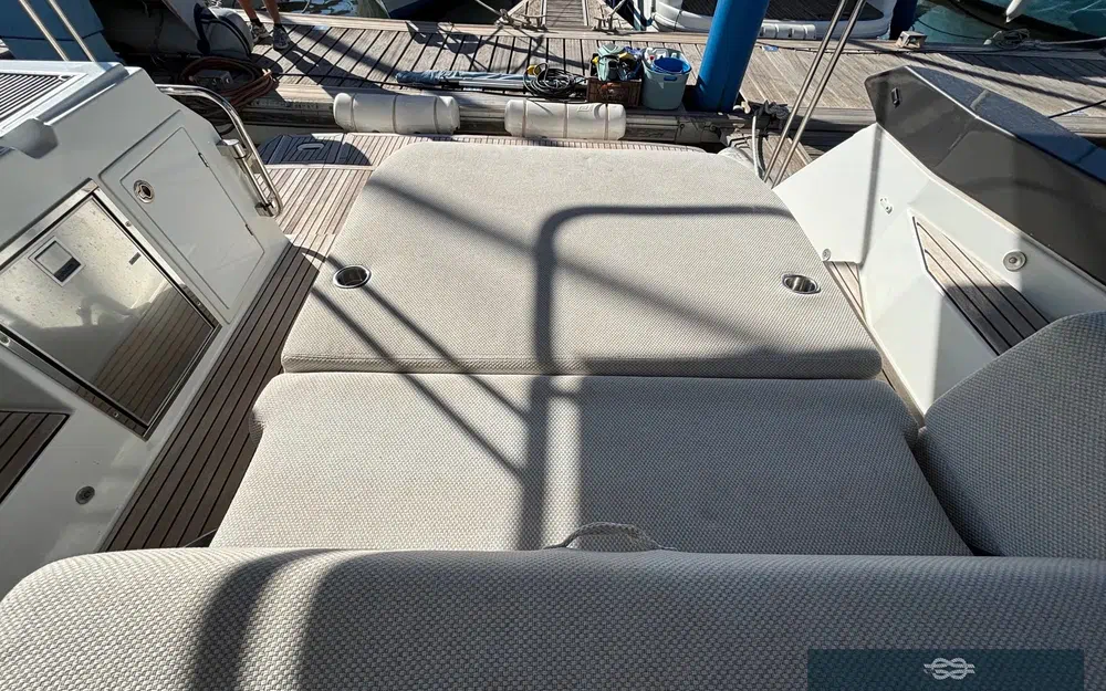 slider 40 Beneteau Gran Turismo 36