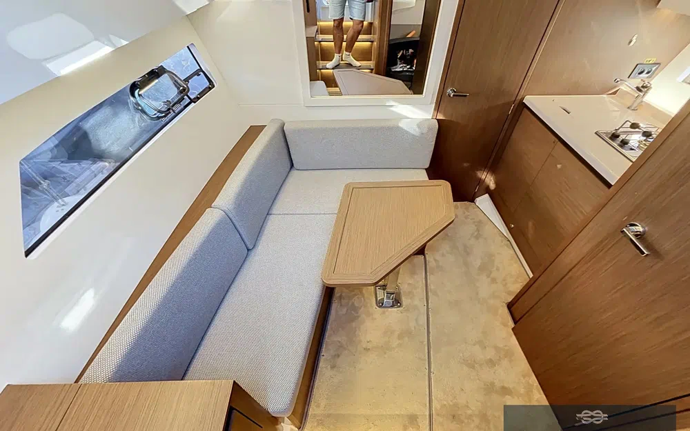 slider 5 Beneteau Gran Turismo 36