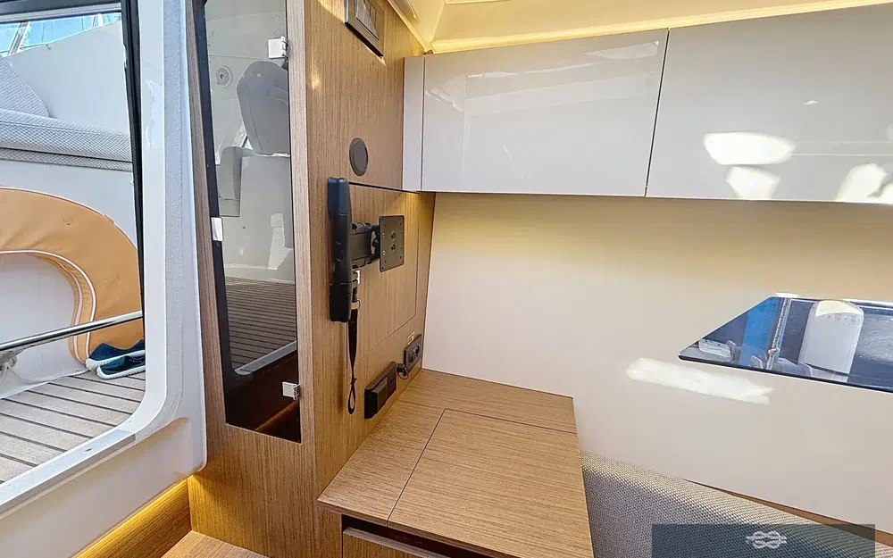 slider 8 Beneteau Gran Turismo 36
