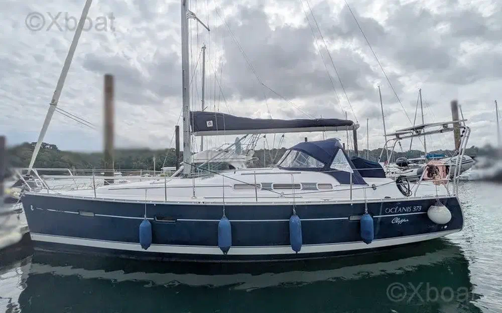 slider 0 Beneteau Oceanis 373 Clipper