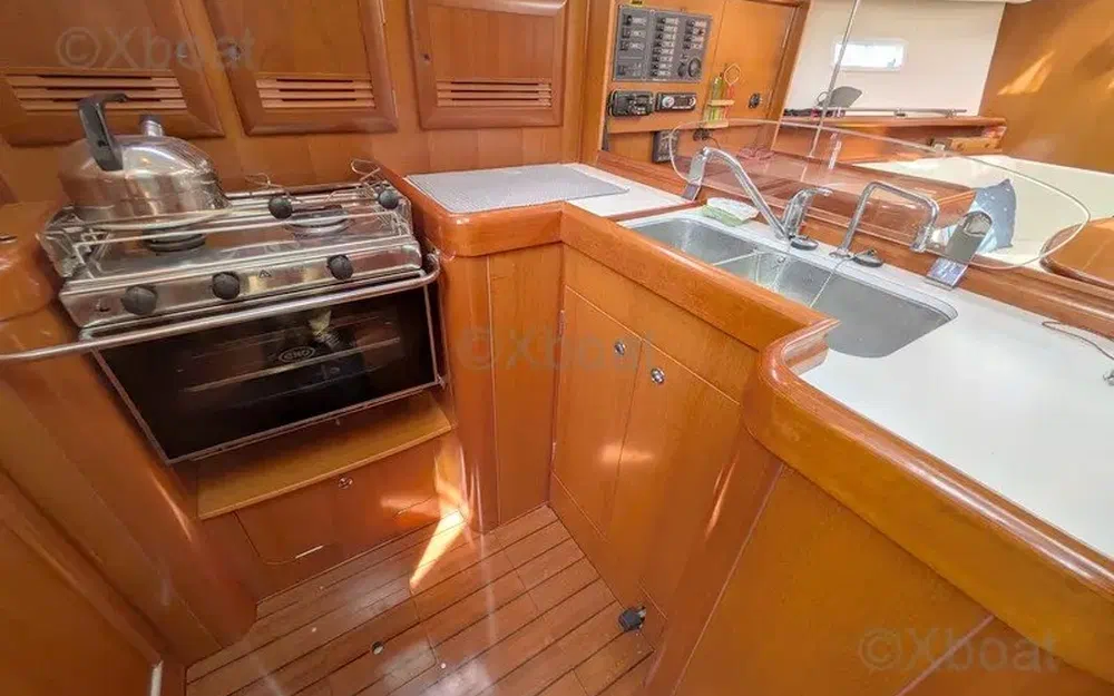 slider 11 Beneteau Oceanis 373 Clipper
