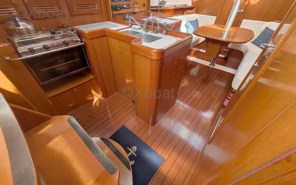 slider 8 Beneteau Oceanis 373 Clipper