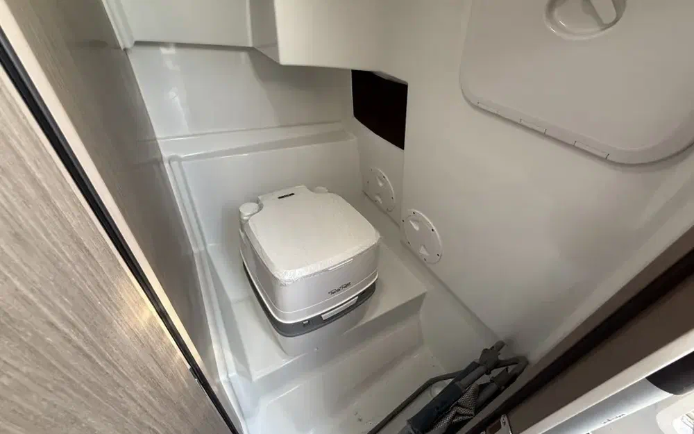 slider 17 Beneteau Flyer 8 SUNdeck