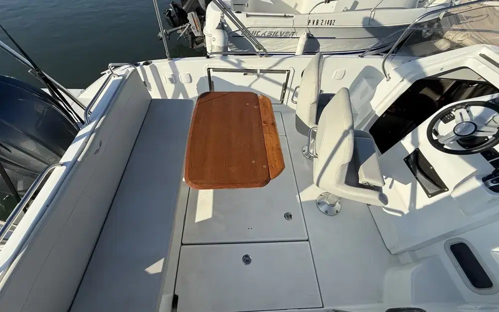 slider 6 Beneteau Flyer 8 SUNdeck
