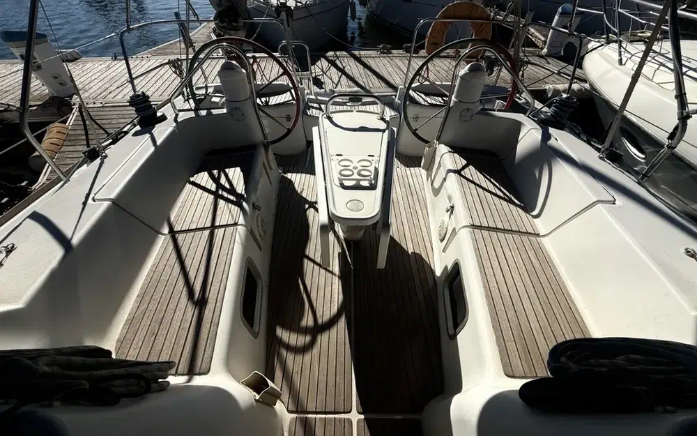 slider 7 Jeanneau Sun Odyssey 42 i