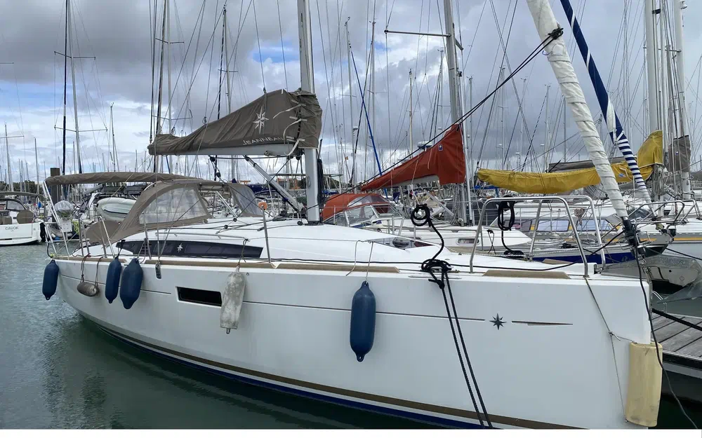 slider 0 Jeanneau Sun Odyssey 349