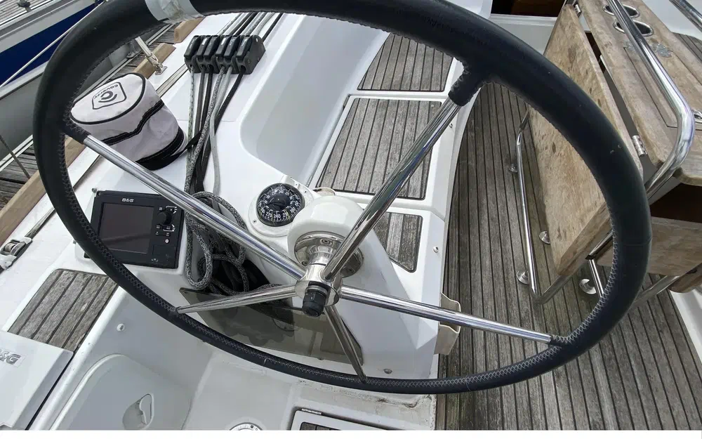 slider 15 Jeanneau Sun Odyssey 349