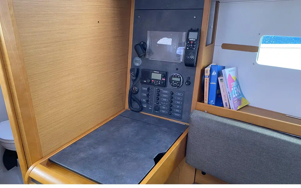 slider 3 Jeanneau Sun Odyssey 349