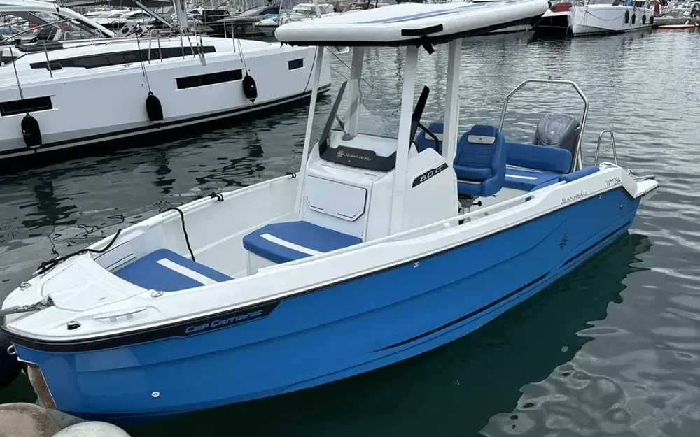 slider 0 Jeanneau Cap Camarat