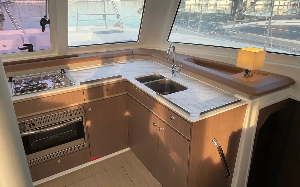 slider 4 Bali Catamarans Catspace