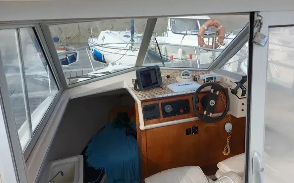 slider 1 Beneteau Antares 680