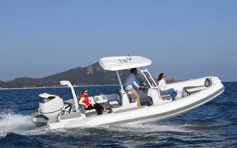 slider 0 Gala Boats Viking V7