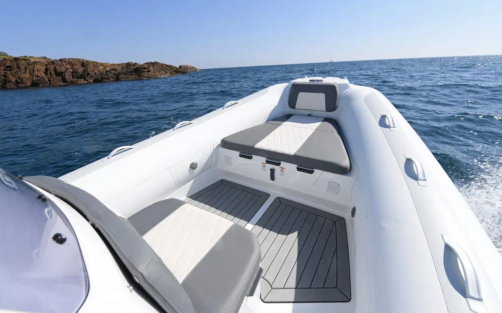 slider 5 Gala Boats Viking V7