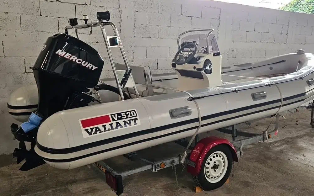 slider 1 Valiant 520 Vanguard