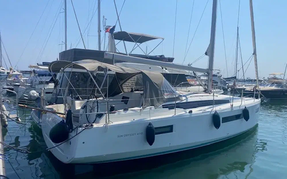 slider 0 Jeanneau Sun Odyssey 410