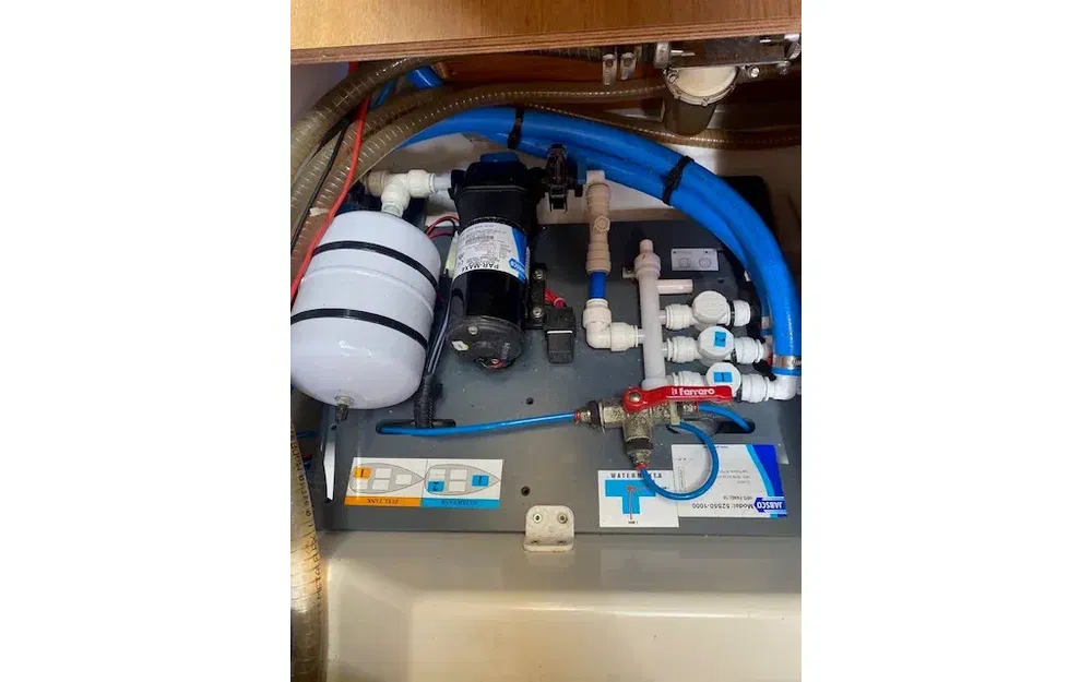 slider 34 Jeanneau Sun Odyssey 410