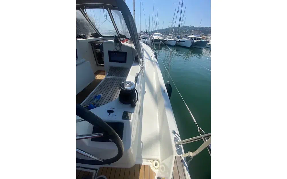 slider 5 Jeanneau Sun Odyssey 410