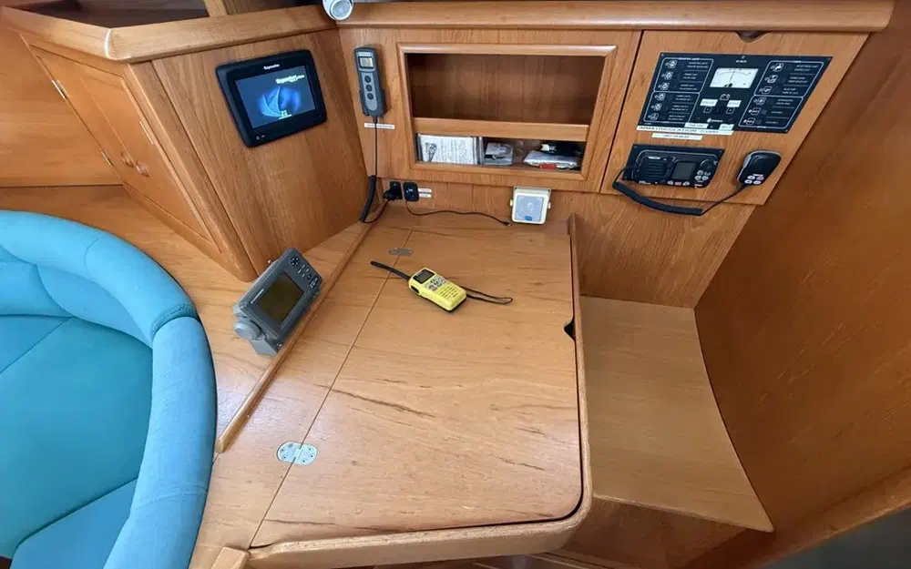 slider 10 Jeanneau Sun Odyssey 34.2