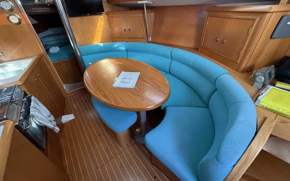 slider 11 Jeanneau Sun Odyssey 34.2