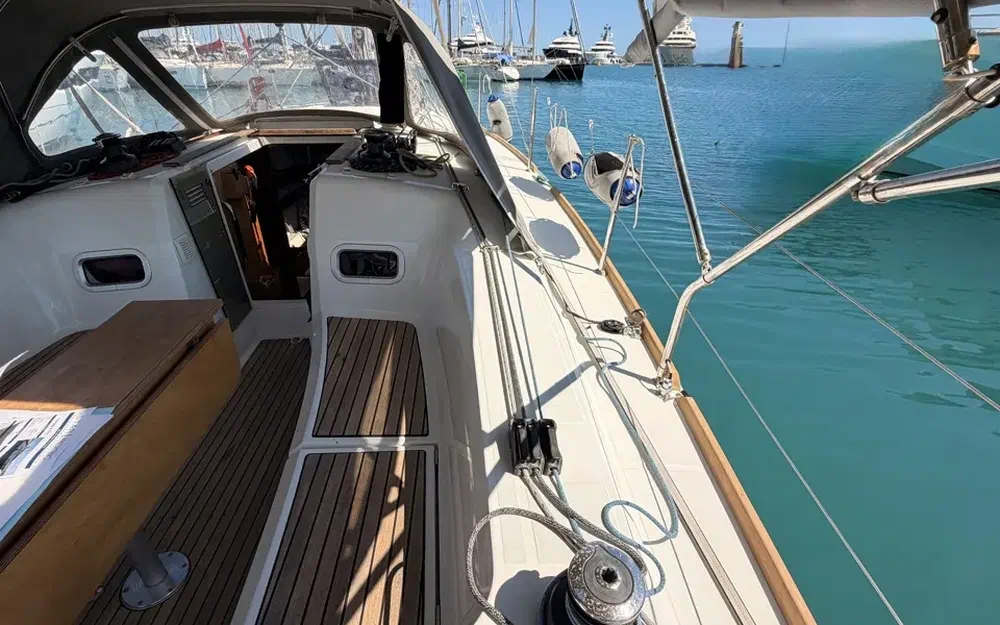 slider 9 Jeanneau Sun Odyssey 349