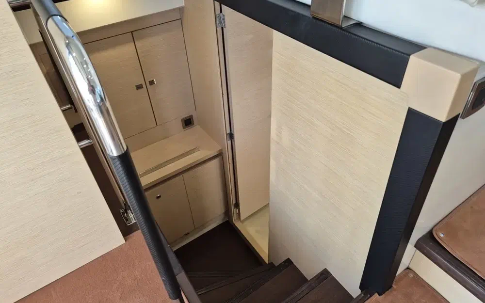 slider 36 Prestige Yachts 420 Fly