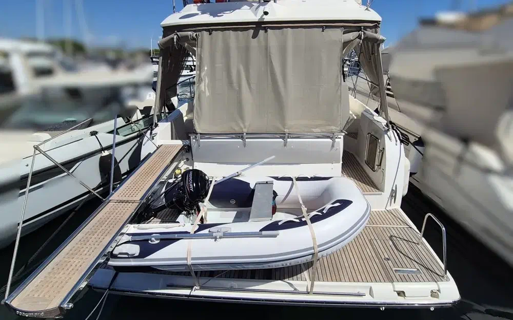 slider 7 Prestige Yachts 420 Fly