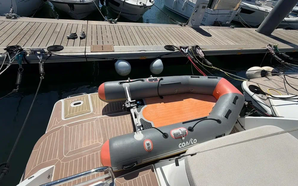 slider 13 Beneteau Gran Turismo 36