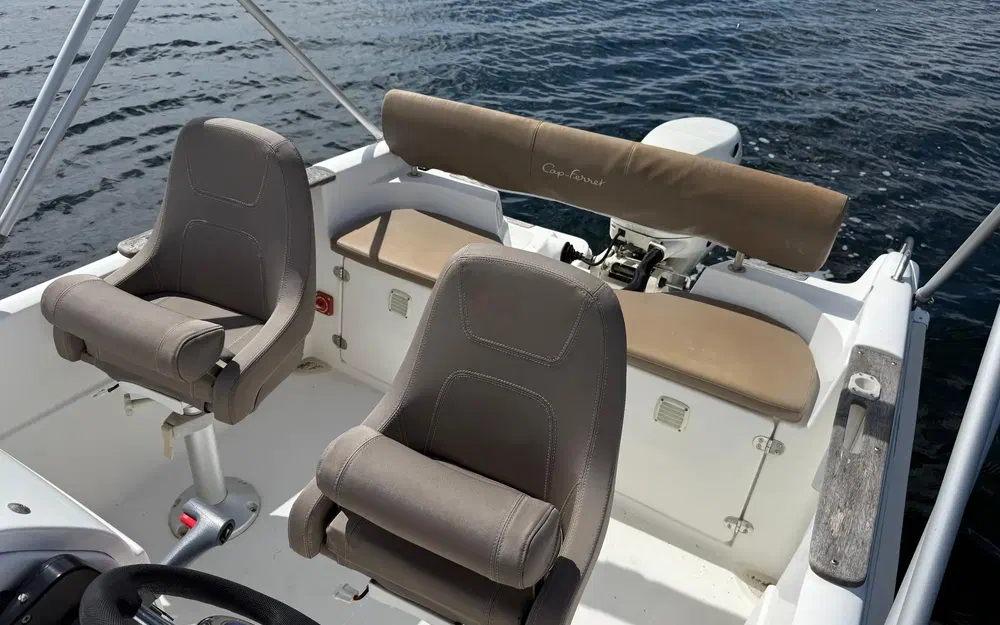 slider 4 B2 Marine CAP FERRET 522 OPEN