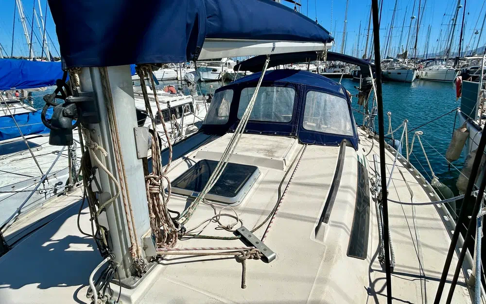 slider 12 Beneteau First 35