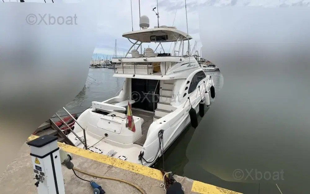 slider 2 Sea Ray 580 Fly Bridge