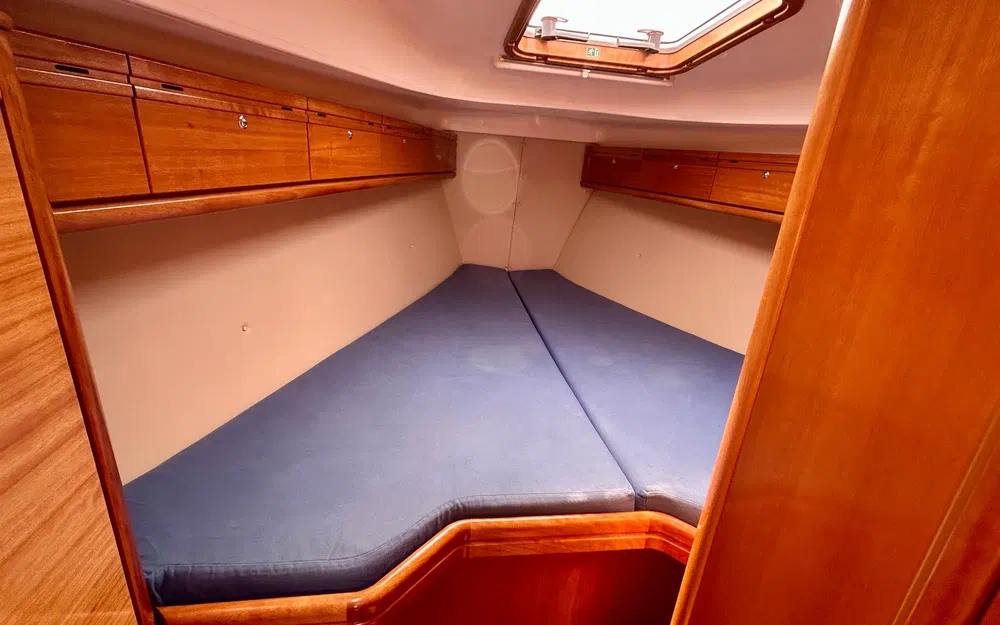 slider 7 Bavaria 37 Cruiser