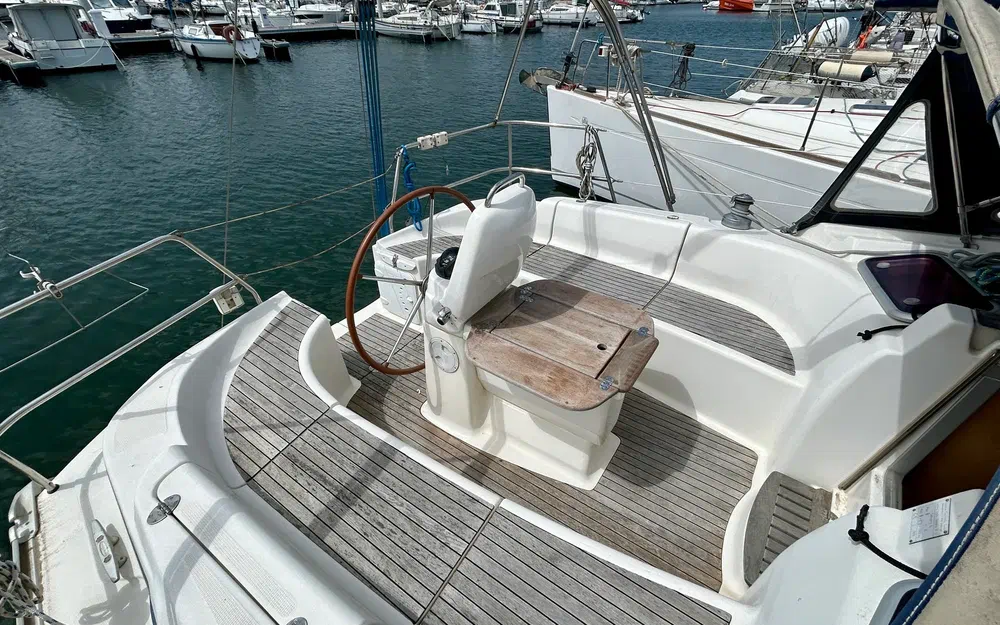 slider 17 Bavaria 37 Cruiser