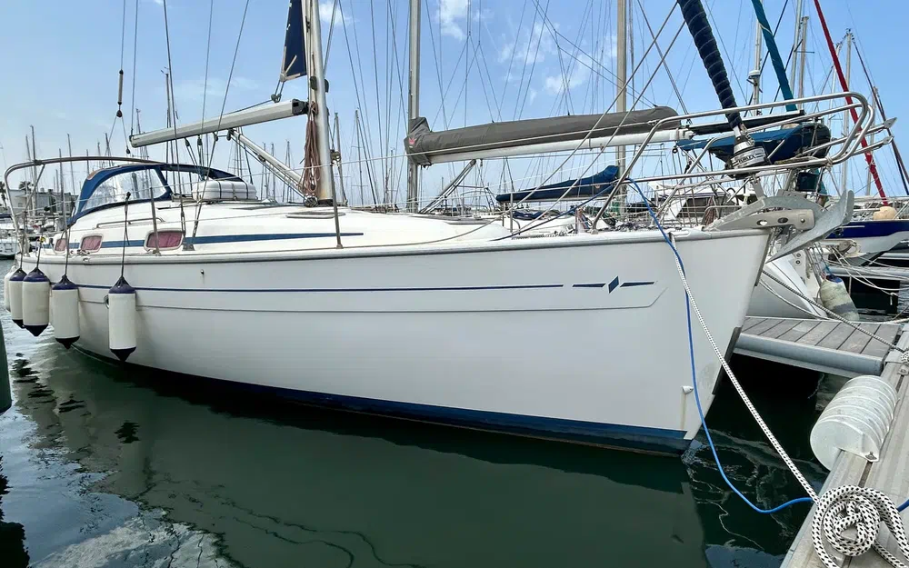 slider 0 Bavaria 37 Cruiser