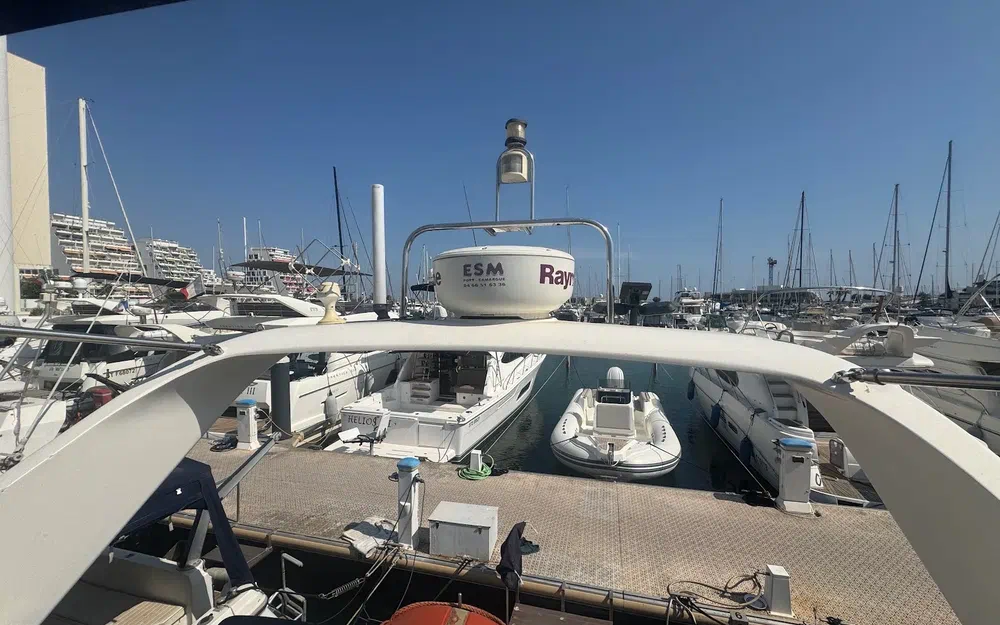 slider 3 Fairline Phantom 41