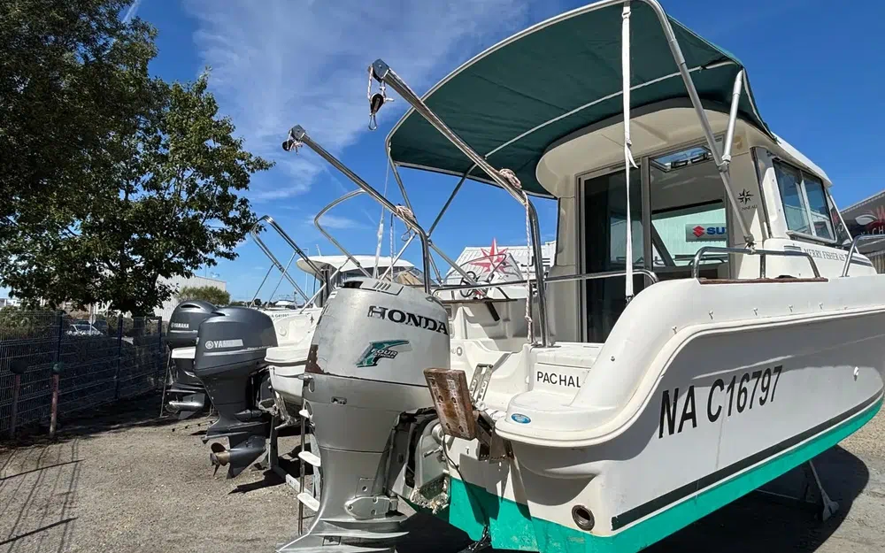 slider 3 Jeanneau Merry Fisher 625
