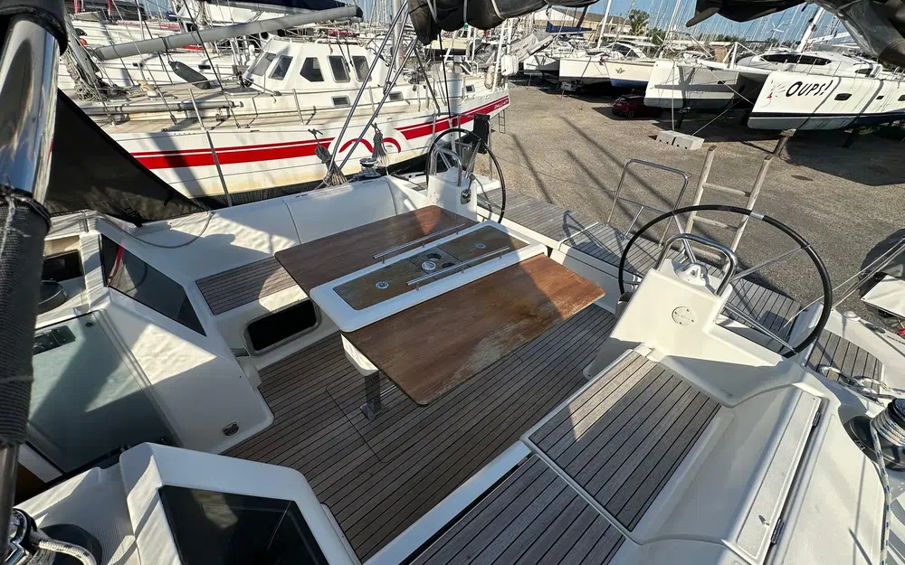 slider 17 Dufour 460 Grand Large