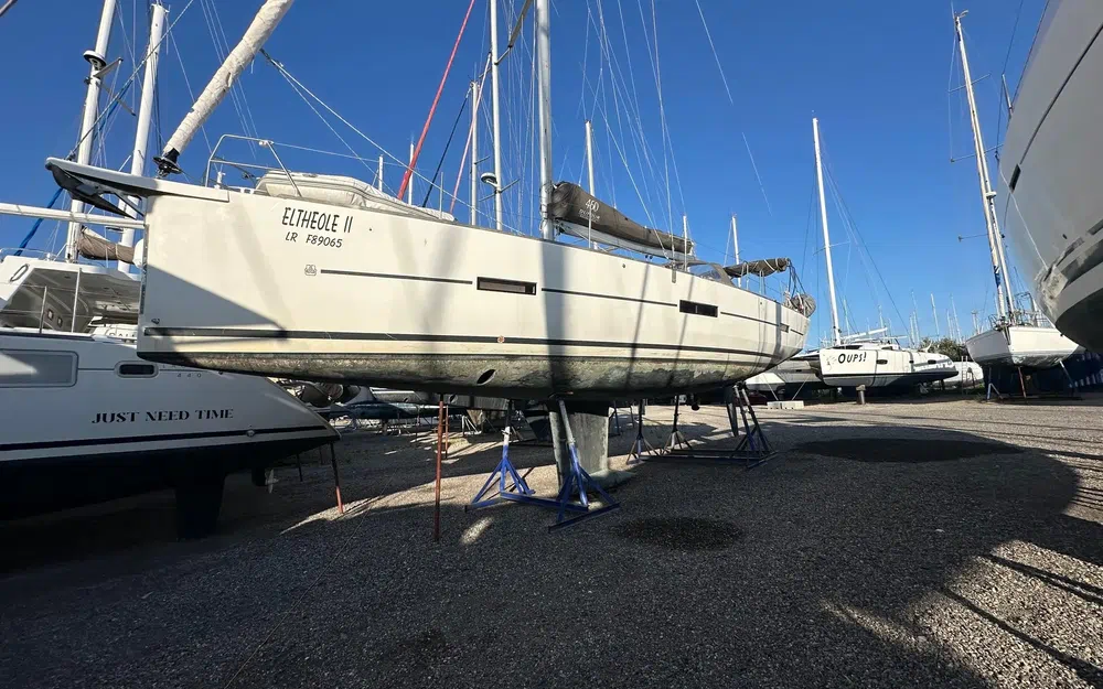 slider 1 Dufour 460 Grand Large