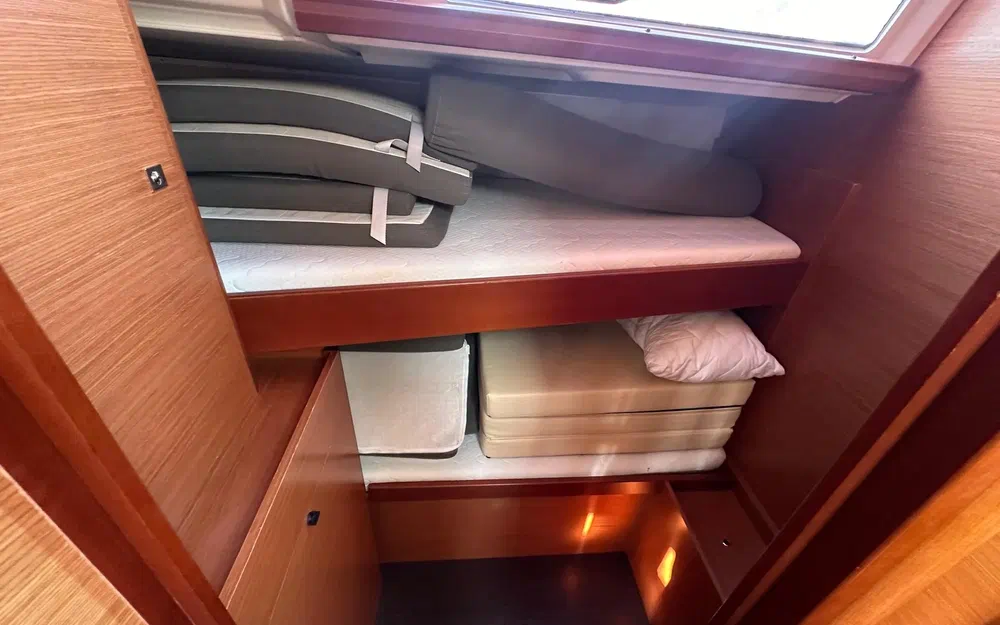 slider 32 Dufour 460 Grand Large