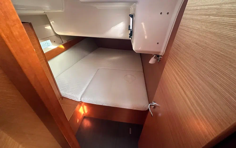 slider 33 Dufour 460 Grand Large