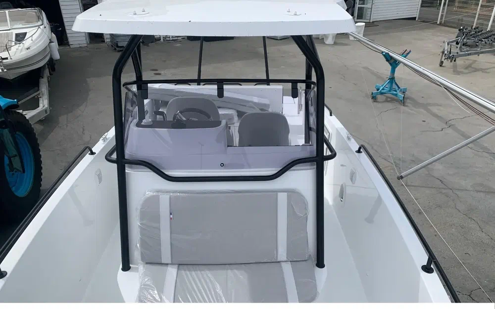 slider 10 Beneteau Flyer 8 SPACEdeck V2