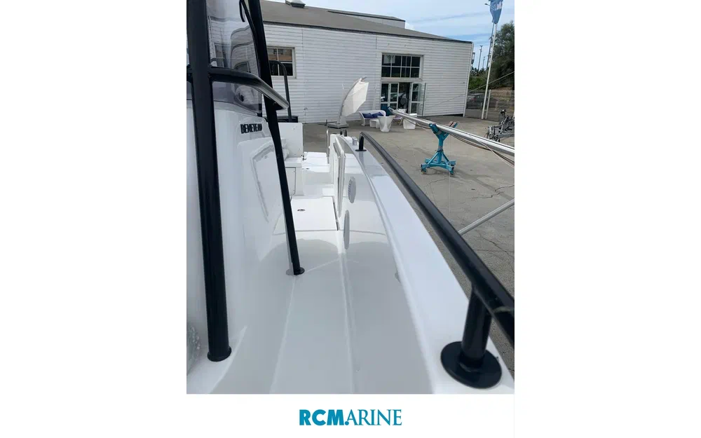 slider 13 Beneteau Flyer 8 SPACEdeck V2