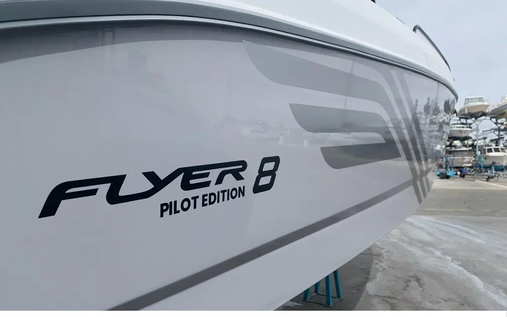 slider 2 Beneteau Flyer 8 SPACEdeck V2