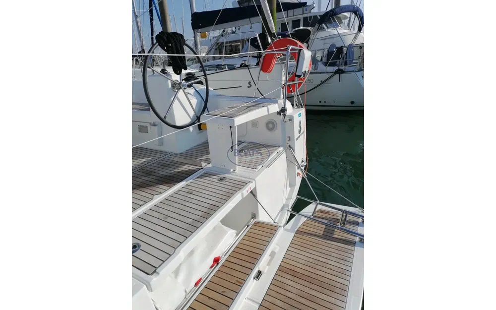 slider 14 Beneteau Oceanis 38.1