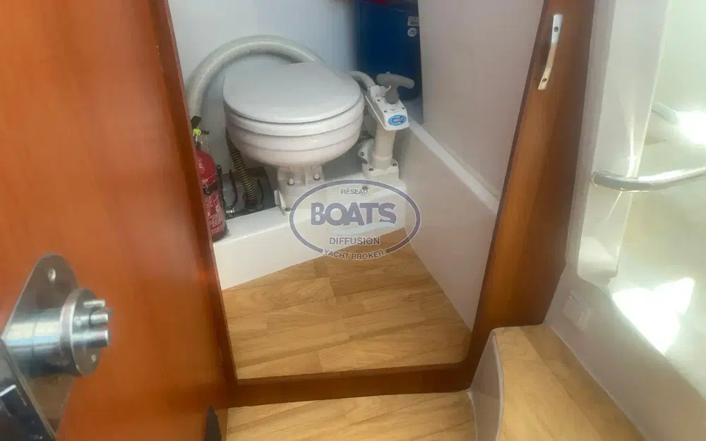 slider 7 Beneteau Antares 6