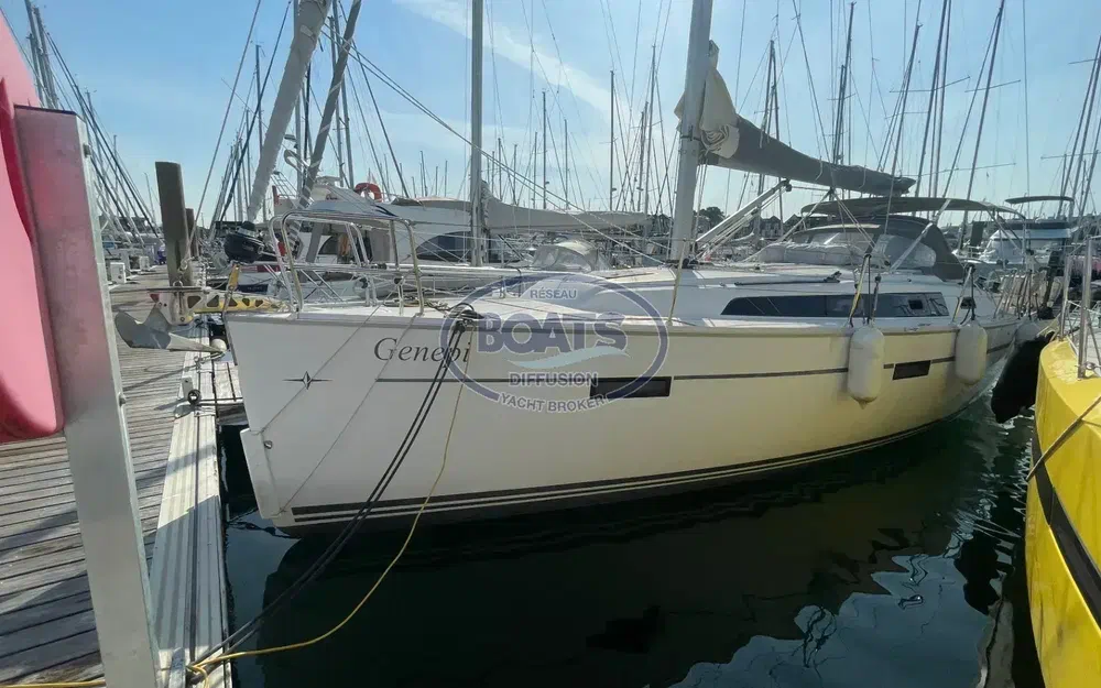 slider 4 Bavaria 37 Cruiser