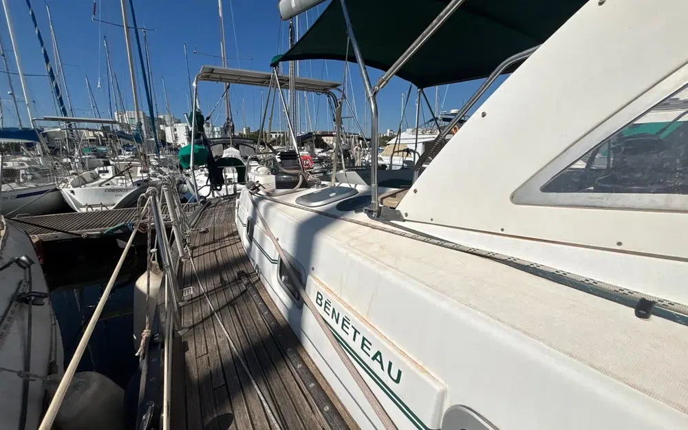 slider 11 Beneteau Oceanis