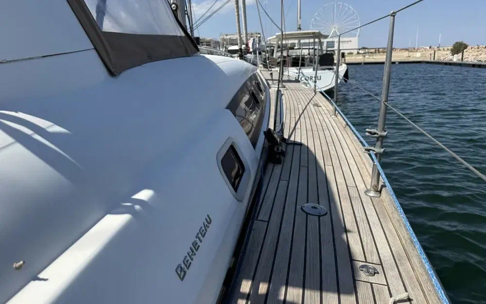 slider 13 Beneteau Oceanis 58