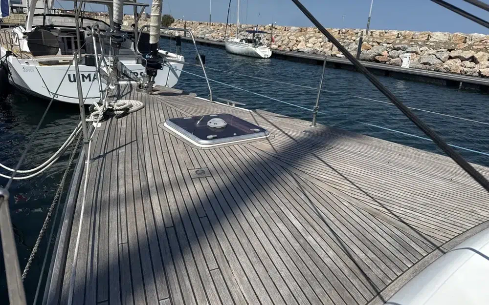 slider 17 Beneteau Oceanis 58