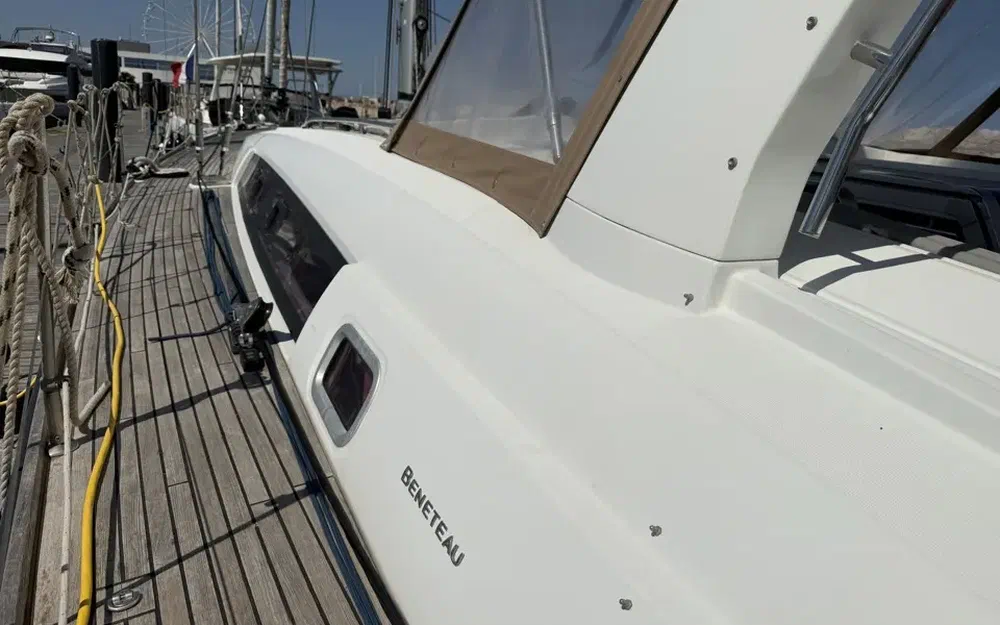 slider 19 Beneteau Oceanis 58
